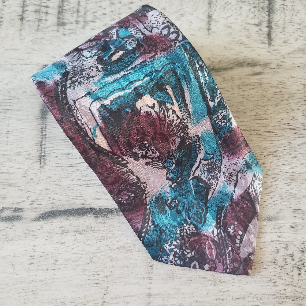 Bugle Boy Abstract Print Tie 57.5" x 3.75"